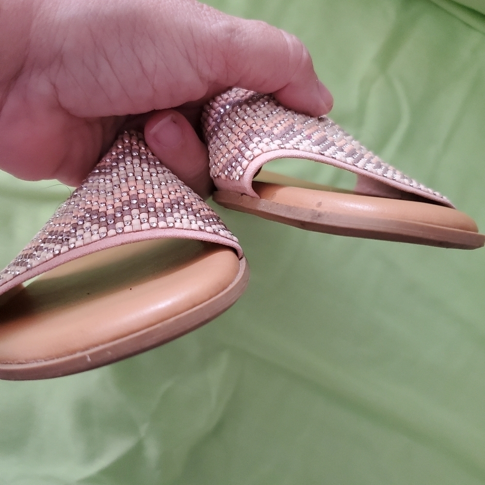 Time and true sandle - Picture 3 of 9